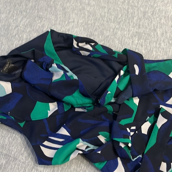 Anna Taylor Elegant Blue and Green Patterned Dress size 2 - Picture 10 of 10